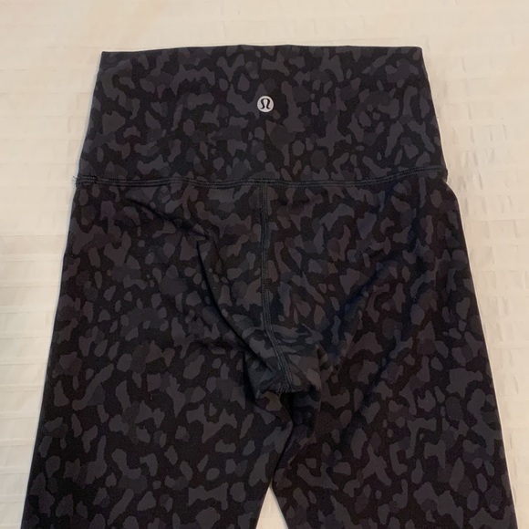 Lululemon Wunder Train High-Rise Tight 25” - Picture 4 of 7